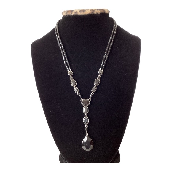 Carolina Herrera Teardrop Pendant Necklace And 1928 Teardrop Dangle Earrings EUC - Picture 13 of 16